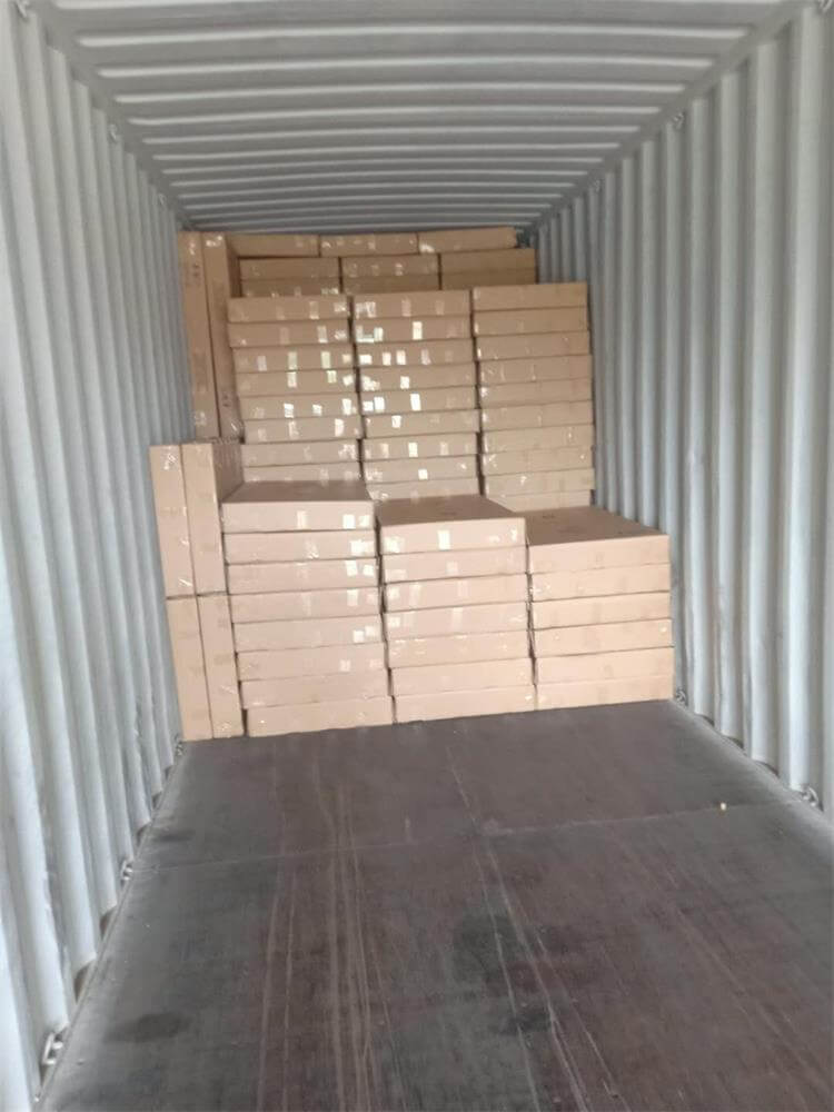 rocking chairs loading container