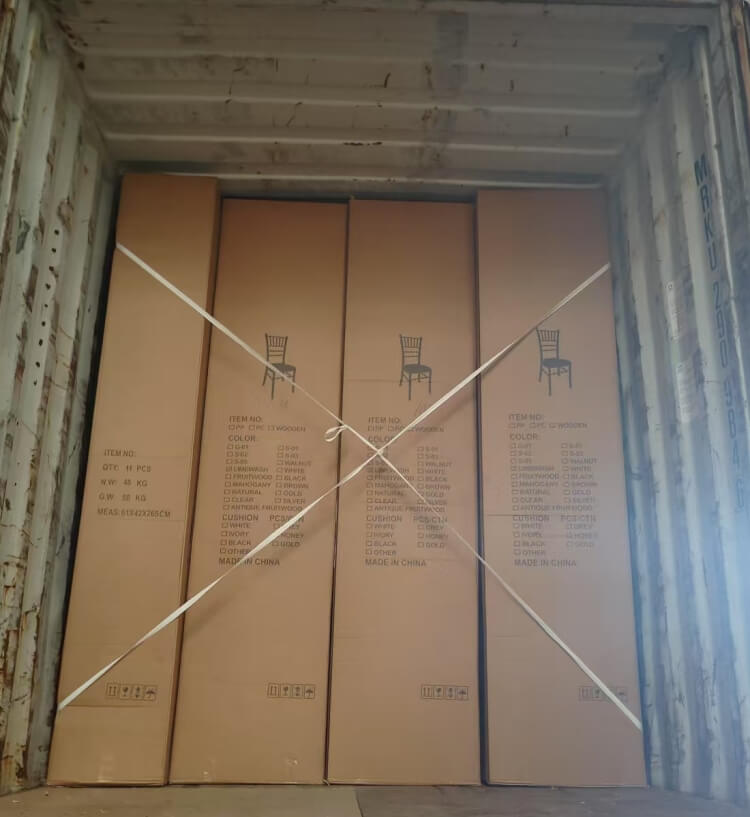 UK chiavari chair manufacturer