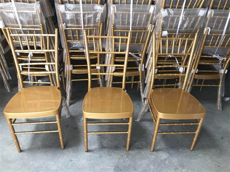 gold aluminum chiavari chairs