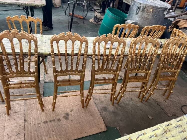 royal chair wholesale