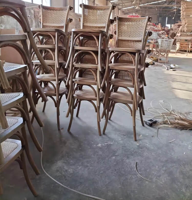 wooden crossback chair supplier