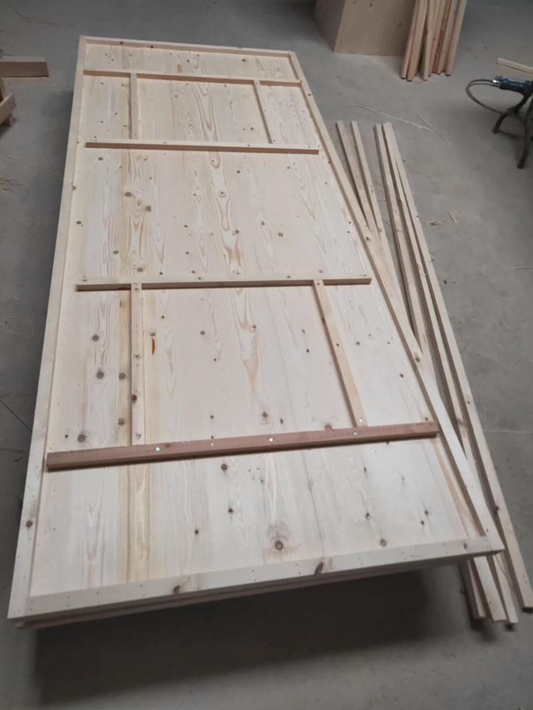 pine wood tables