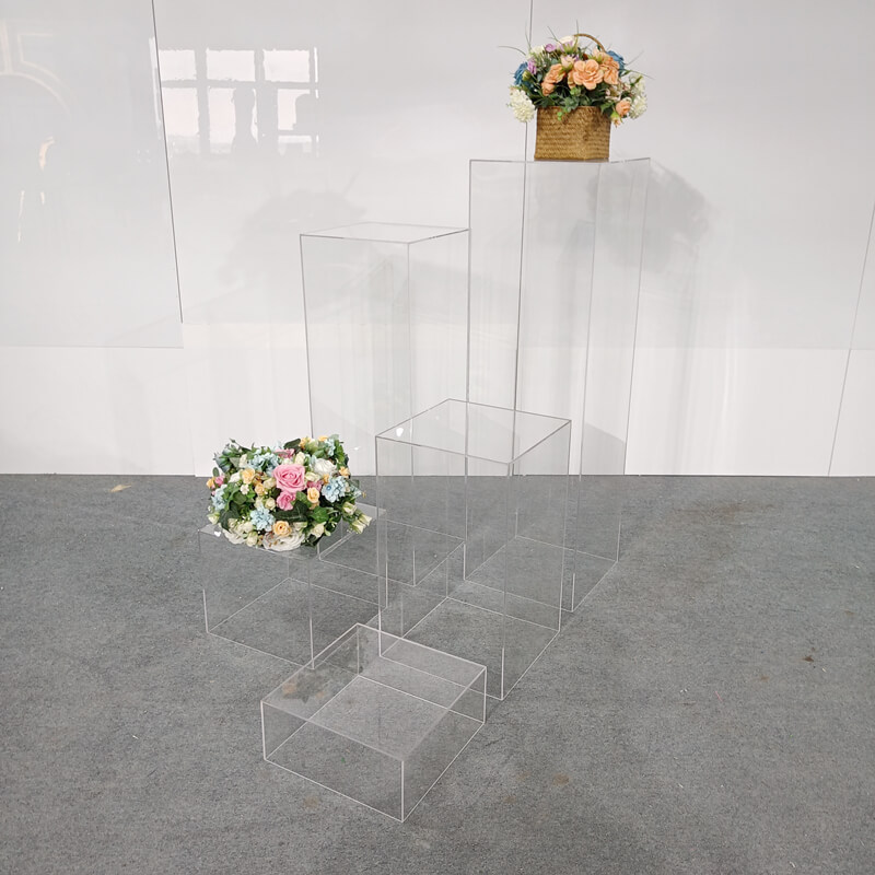 transparent flower stand