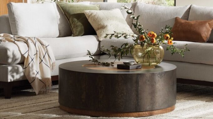 Ten Decorating Ideas For Round Coffee Tables