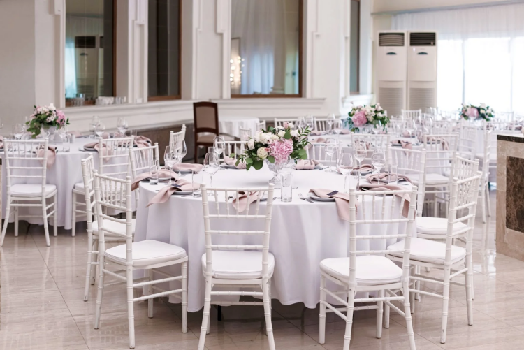 chiavari chair