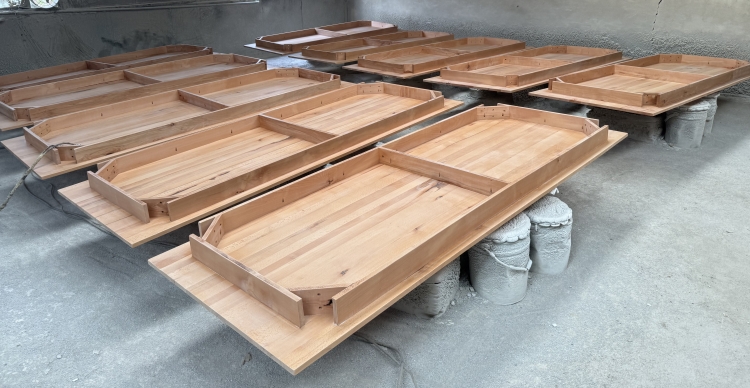 wooden farmhouse table wholesale