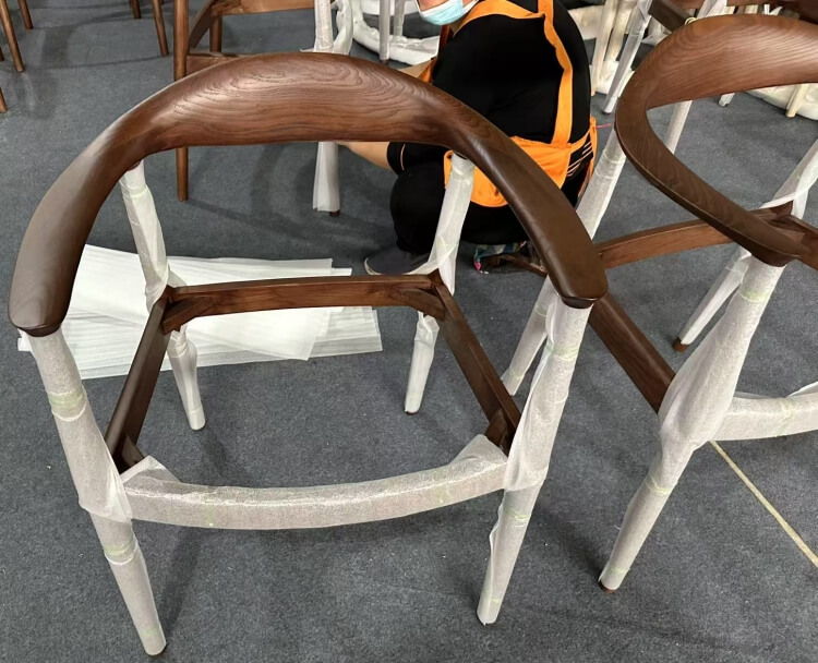 wooden arm dining chair supplier