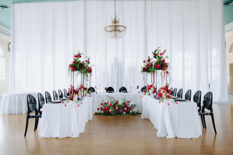 U shape wedding table