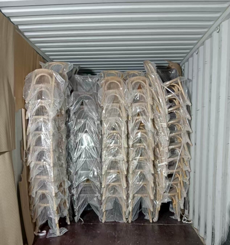 black thonet chair package