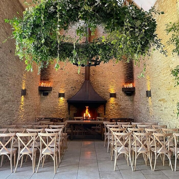 oak crossback dining chair supplier