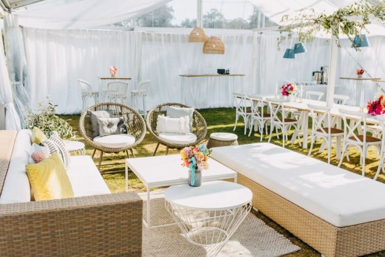 cocktail table supplier