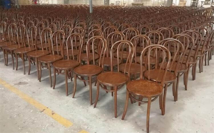 mass-production-of-thonet-chairs