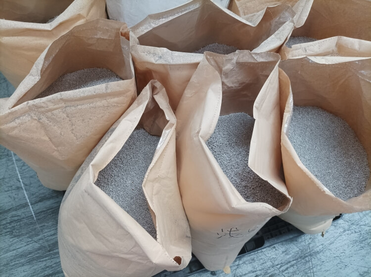 resin crossback dining chair supplier