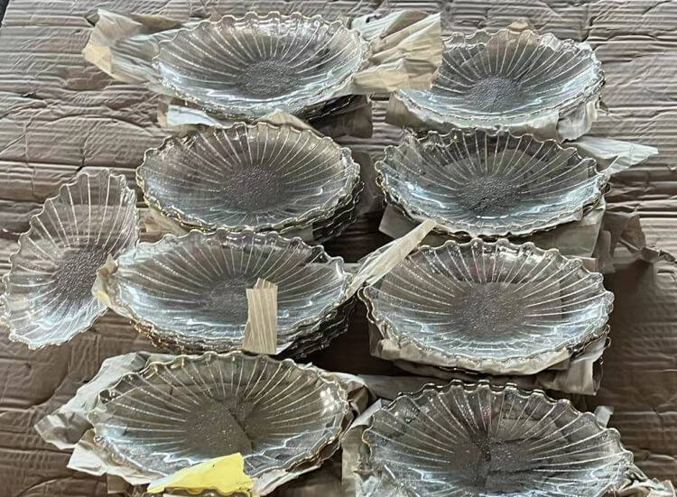 wedding chargers in bulk