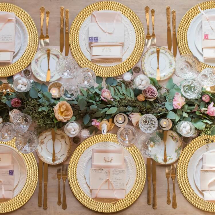 black charger plates bulk