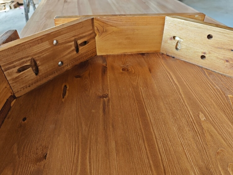 bar height bistro table manufacturer