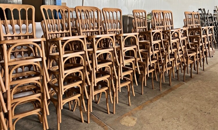 resin-wedding-chair-woven-seat