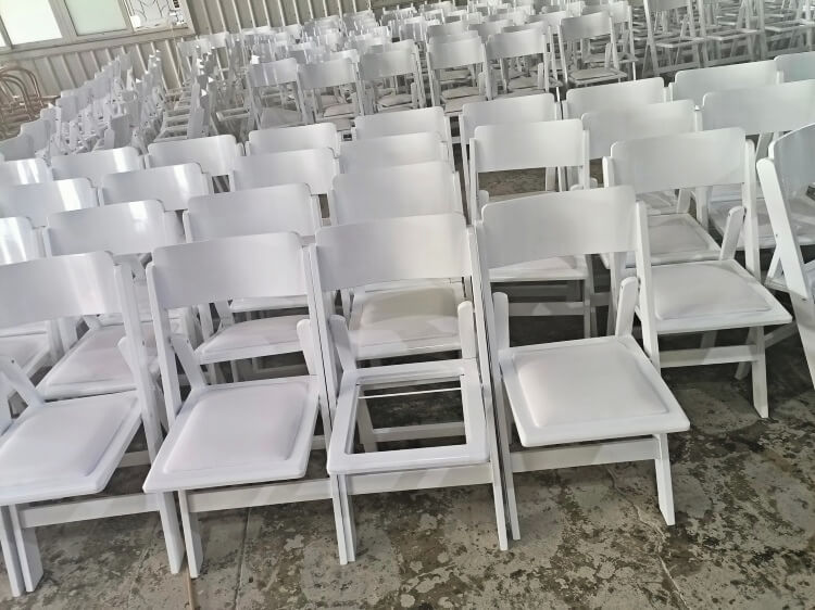 wooden folding chair with cushion supplier