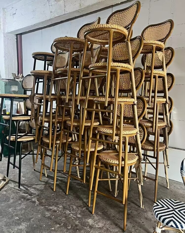 Aluminum Frame Bar Stool