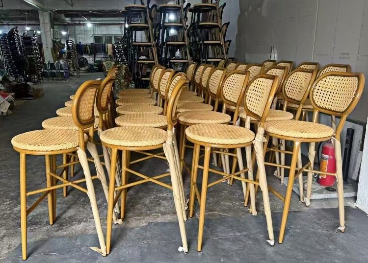 Commercial Outdoor Bar Stool Manufacturer