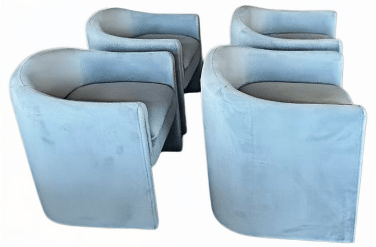 Curved Lounge Chair