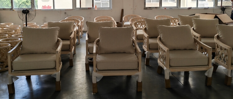 wood-lounge-chair
