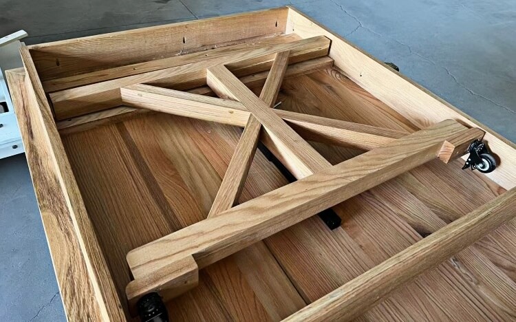wooden-dining-table-with-wheels