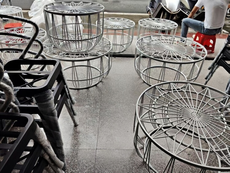Modern Wire Coffee Table