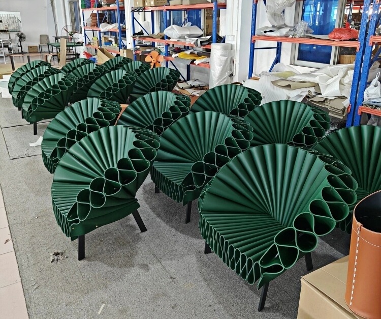 Peacock Chair Supplier