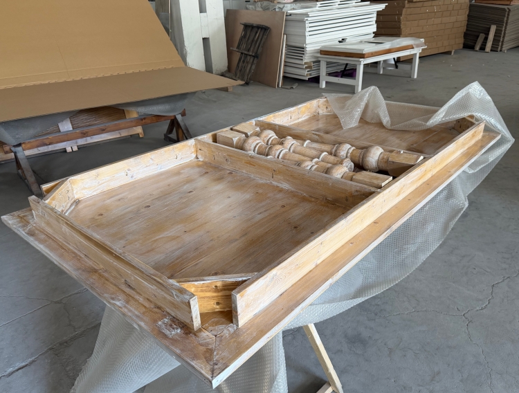 wooden-table-supplier